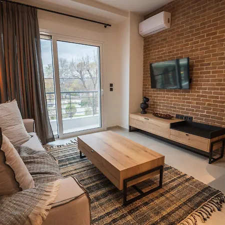 Fumo Katoikia Apartment